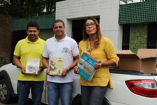 Odebrecht Foundation donates books to Families Houses
